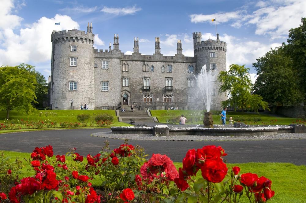 Springhill Court Hotel & Leisure Club Kilkenny Eksteriør billede